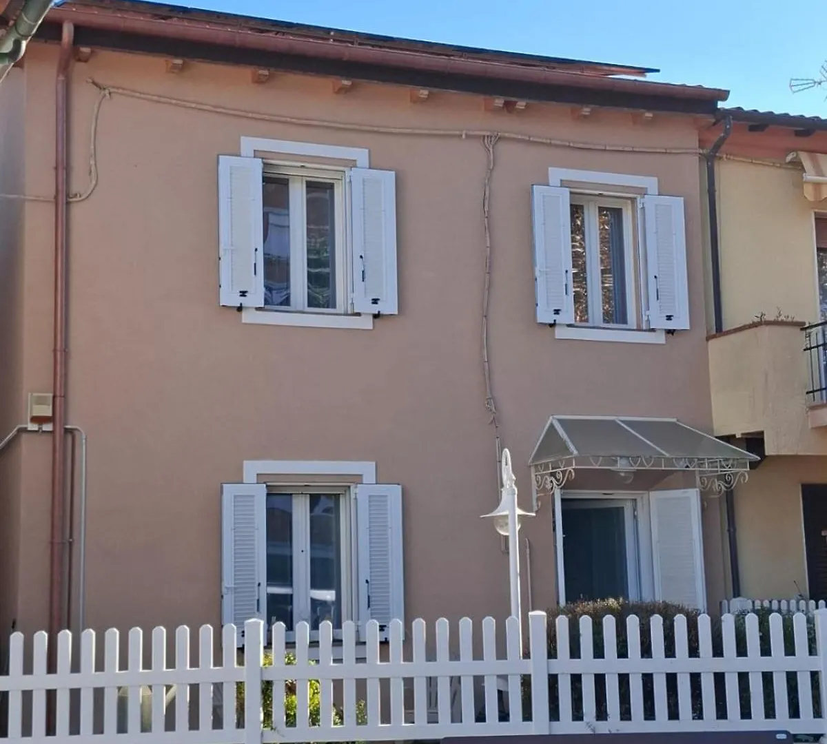C'Era Una Casa Guasticce Holiday home