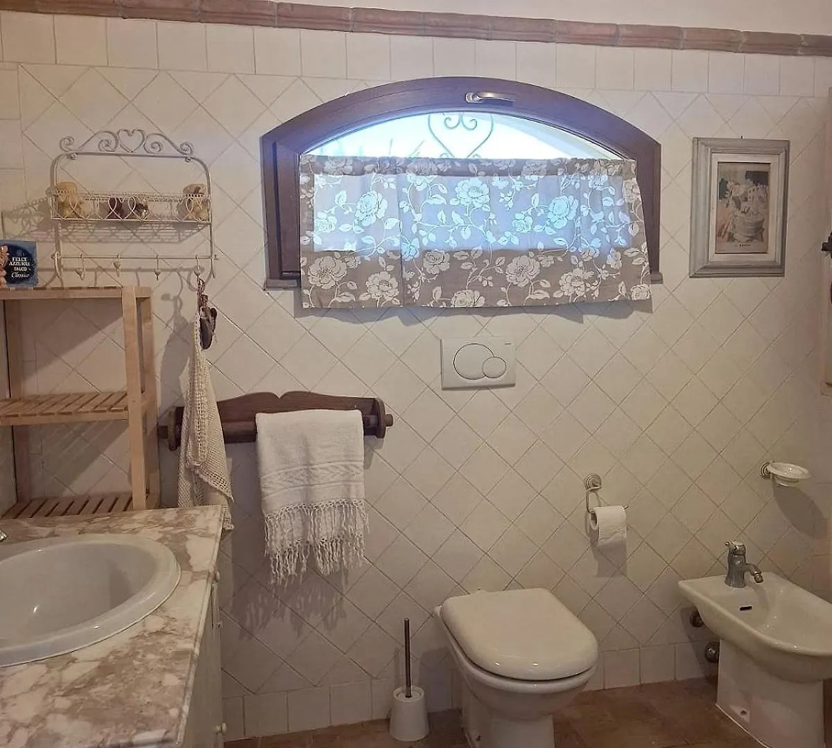 C'Era Una Casa Guasticce Italy