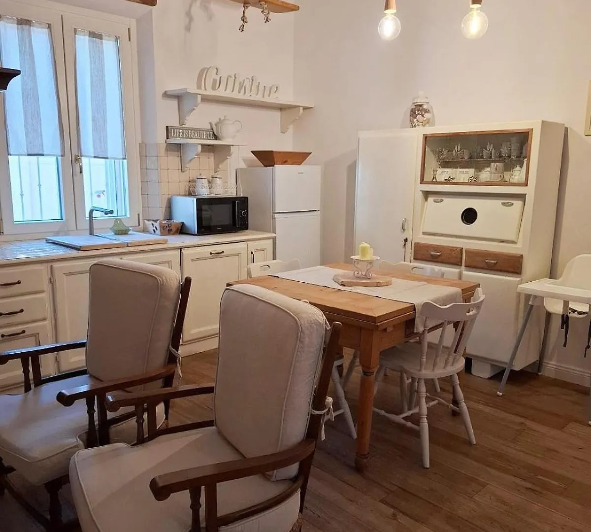 C'Era Una Casa Guasticce Holiday home